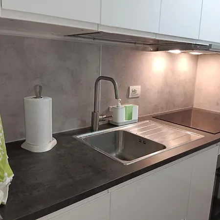 Urban Bicocca House Apartment *
